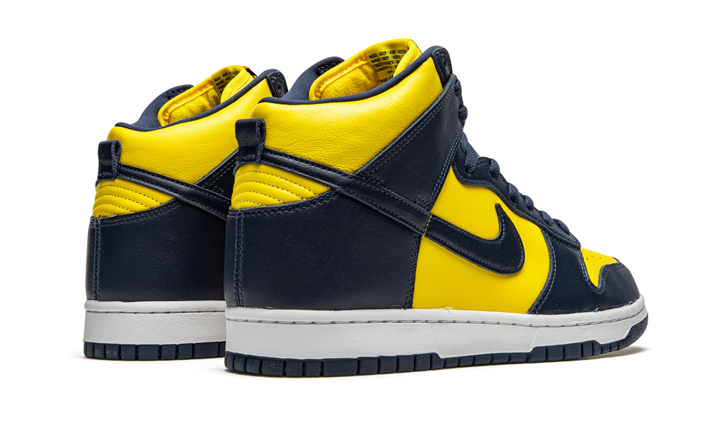 Dunk High SP "Michigan" CZ8149 700