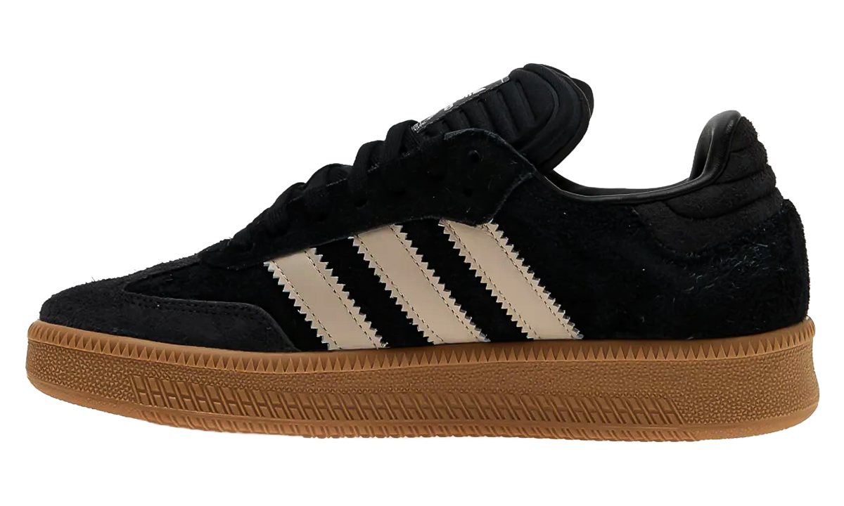 Samba XLG "Core Black" JS3825