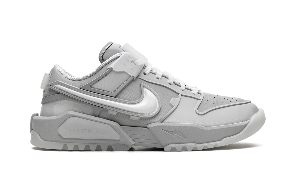 Dunk Genesis Low "RTFKT Ghost (Edition of 8461)" HQ3034 001