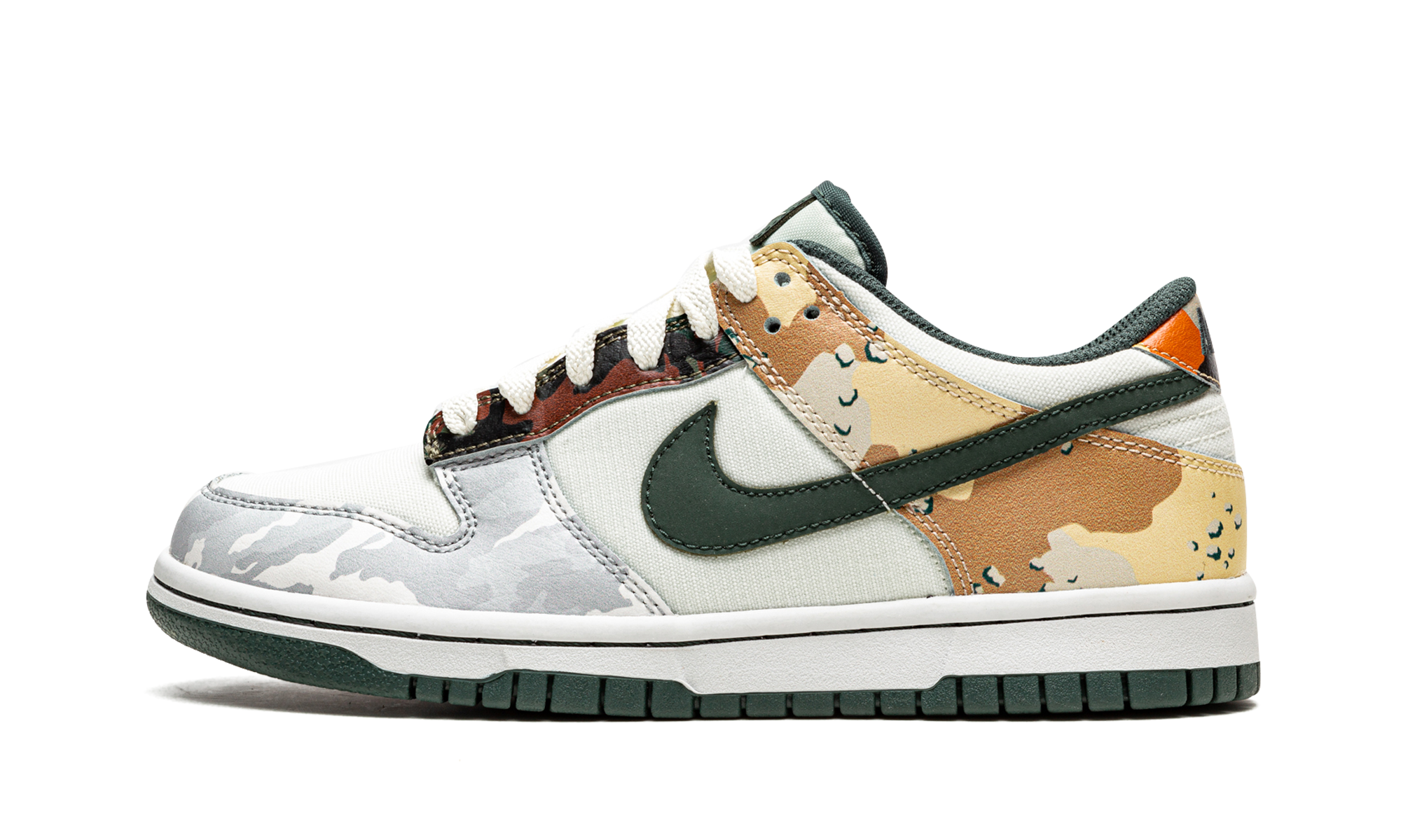 Dunk Low GS "Sail Multi-Camo" DB1909 100