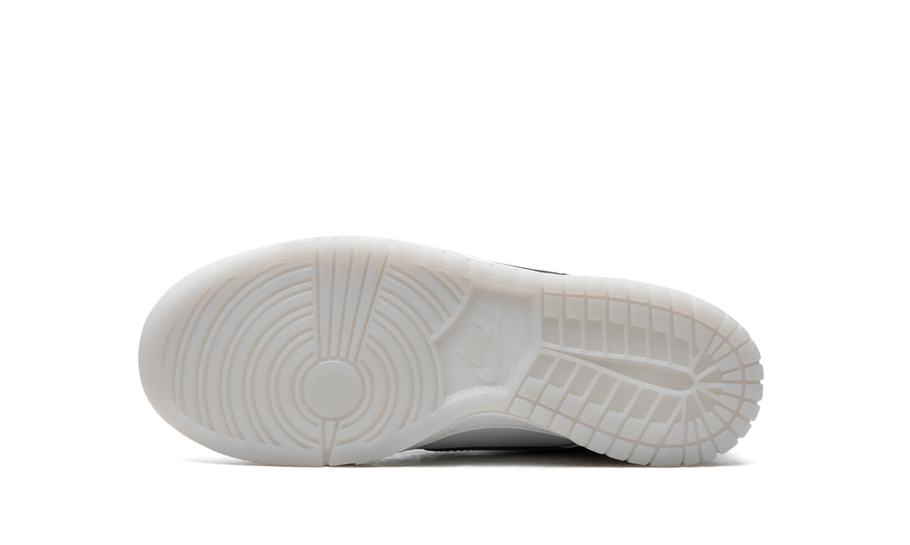 Dunk Low GS "Reflective Swoosh" FV0365 100