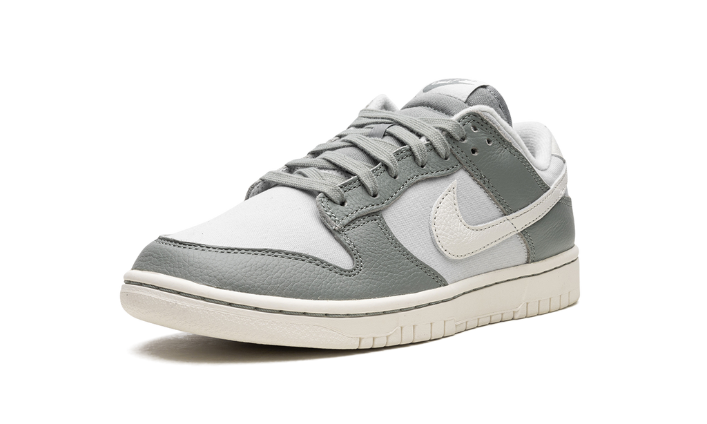 Dunk Low Retro PRM "Mica Green" DV7212 300