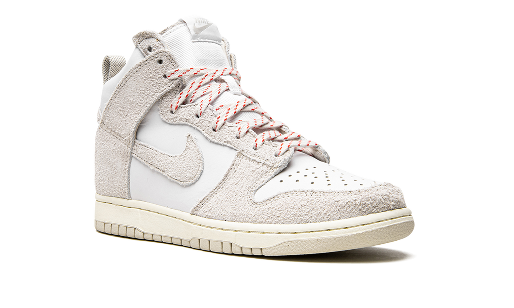 Dunk High SP "Notre - Light Orewood Brown" CW3092 100