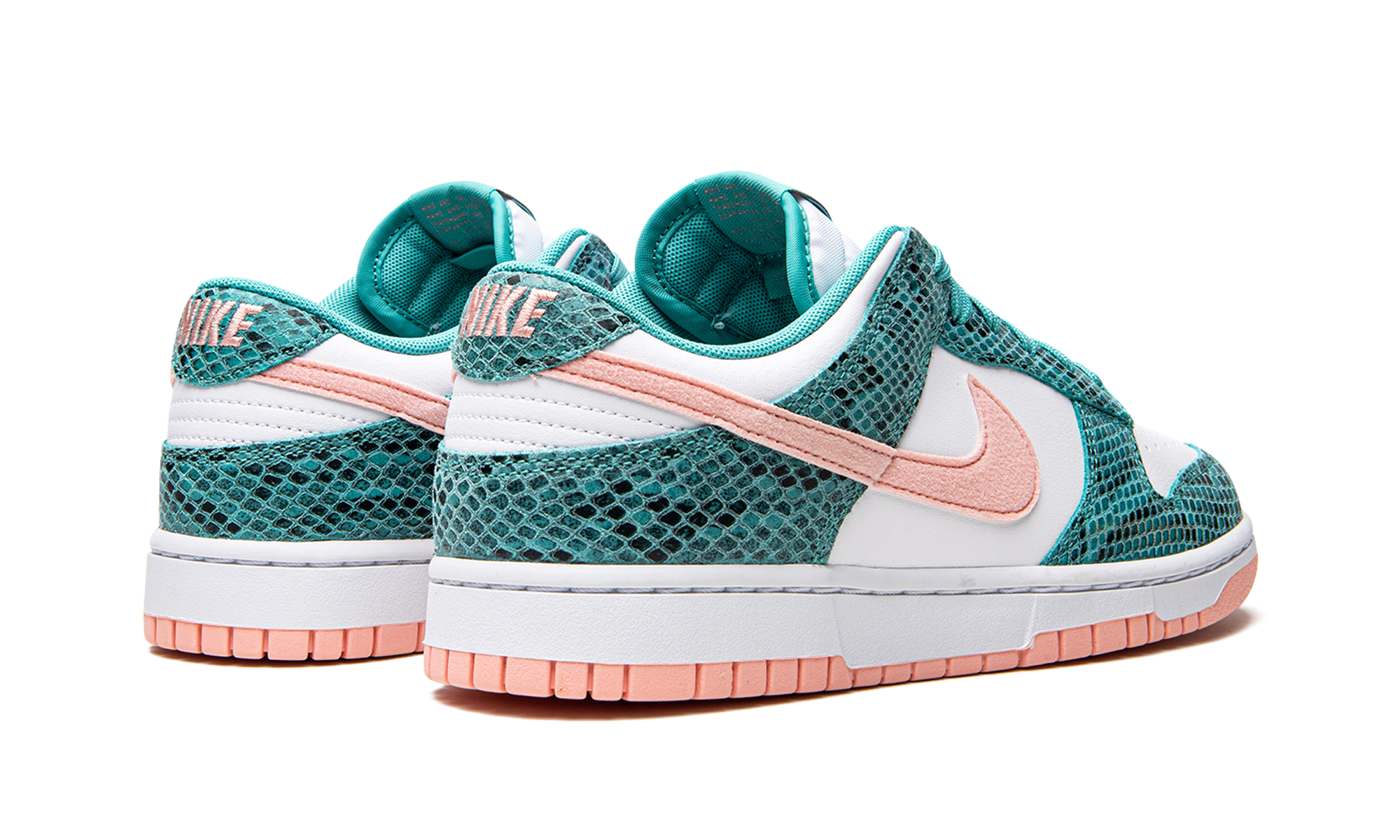 Dunk Low "Snakeskin Washed Teal Bleached Coral" DR8577 300