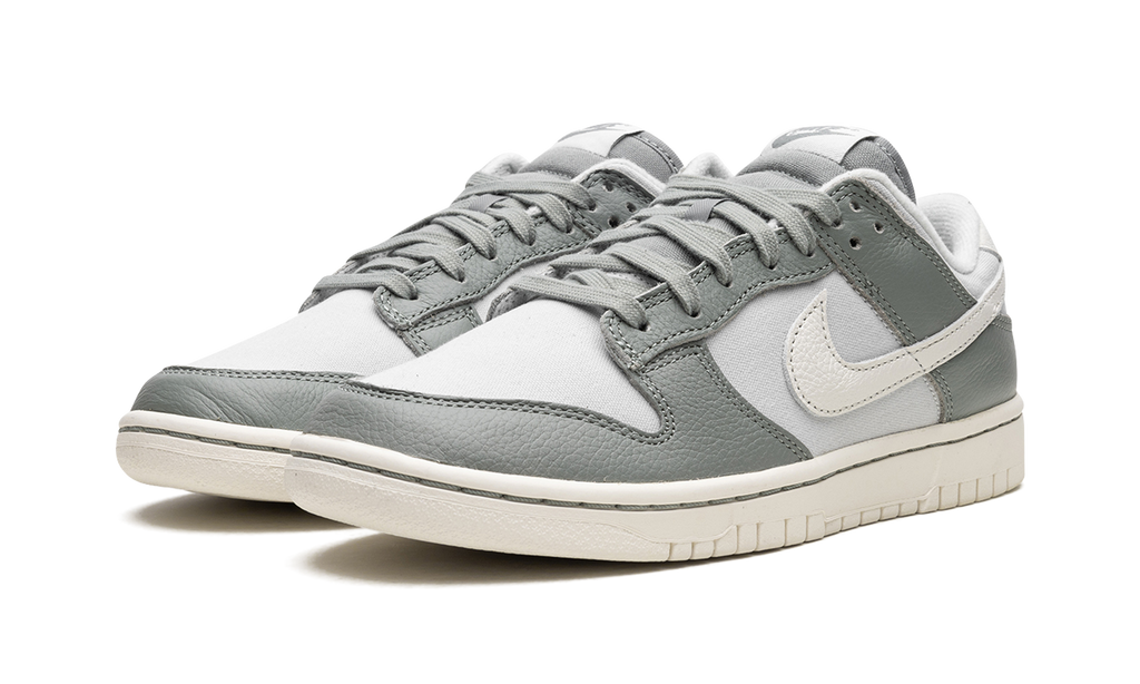 Dunk Low Retro PRM "Mica Green" DV7212 300