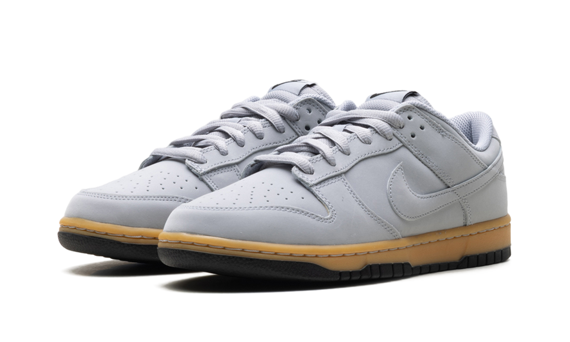 Dunk Low SE "Wolf Grey" HQ1932 001