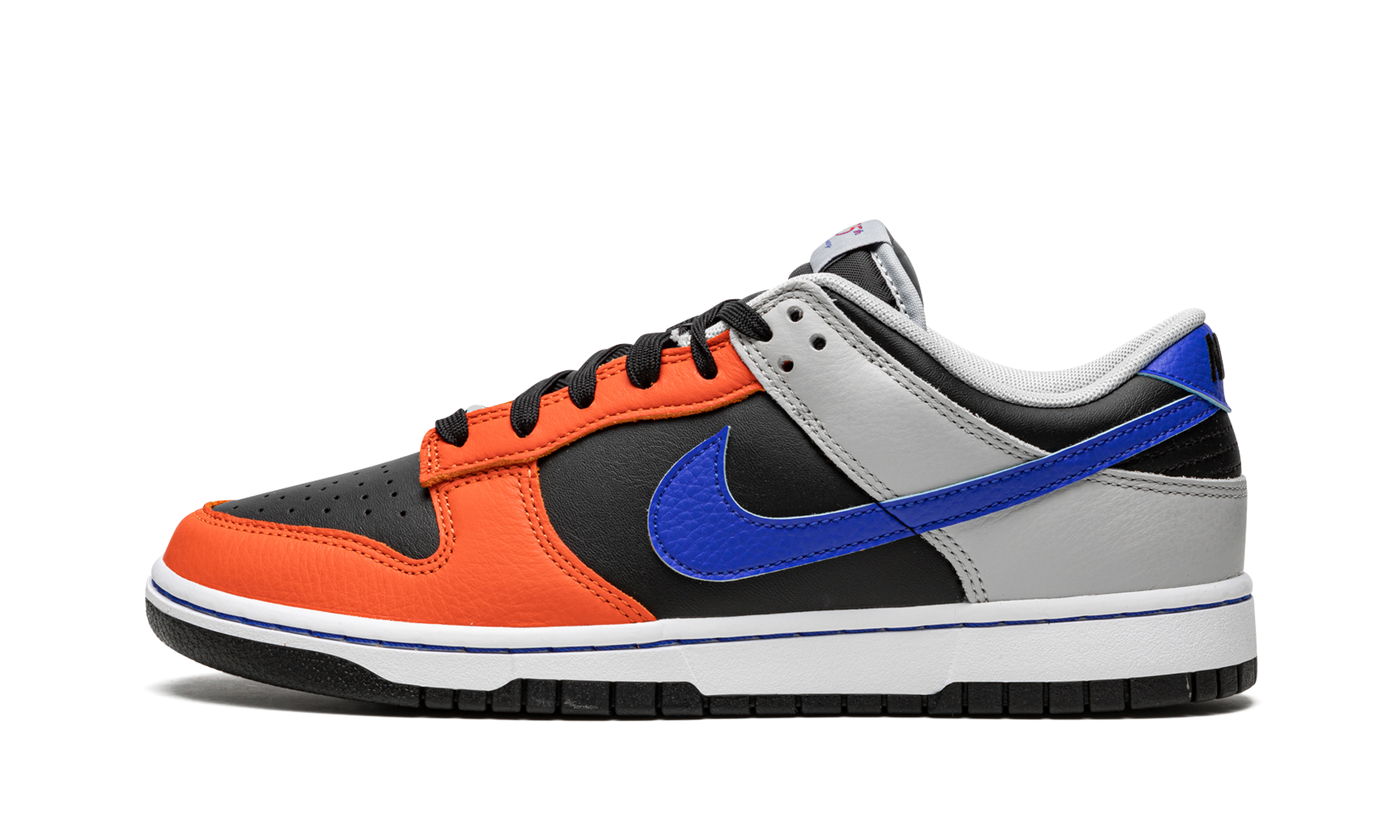 Dunk Low Retro EMB "NBA - New York Knicks" DD3363 002