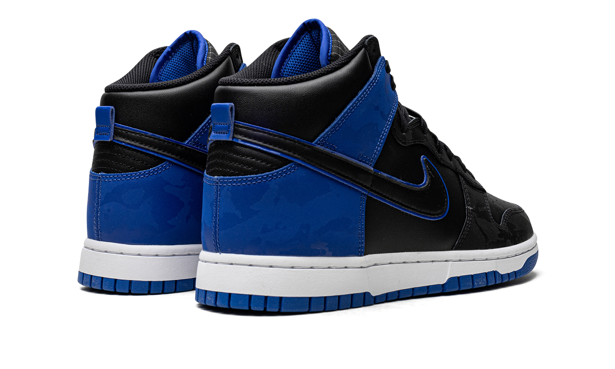 Dunk High SE "Camo Black Royal" DD3359 001