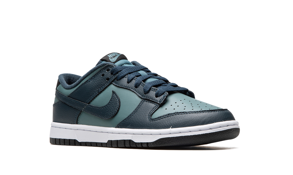 Dunk Low PRM "Armory Navy" DR9705 300