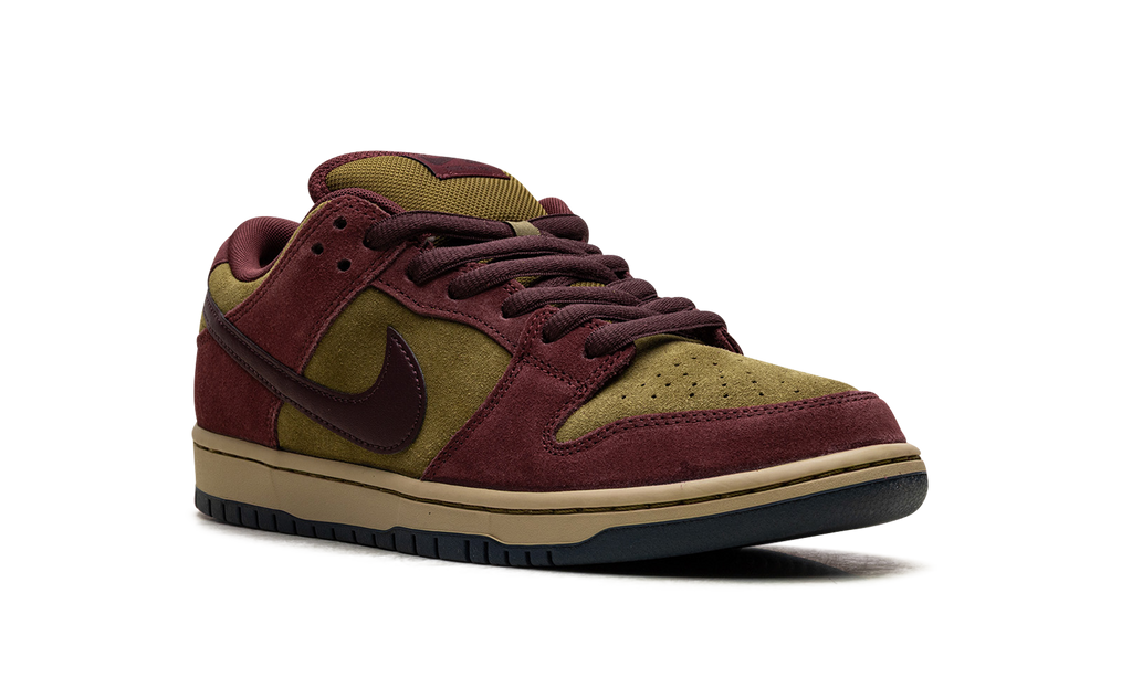 SB Dunk Low "Burgundy Crush / Olive Flak" HQ1625 600