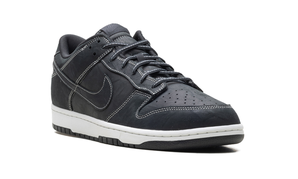 Dunk Low "Off-Noir / Summit White" IO4550 001