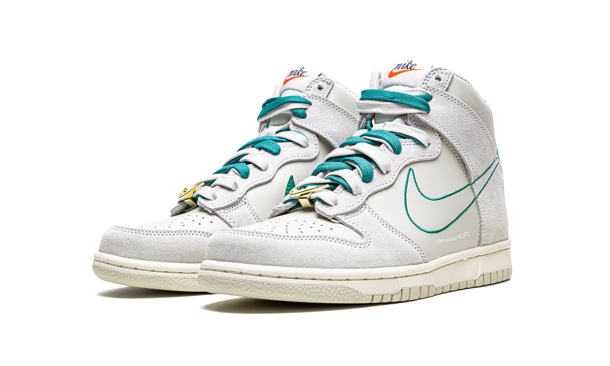 Dunk High SE GS "First Use - Green Noise" DD0733 001