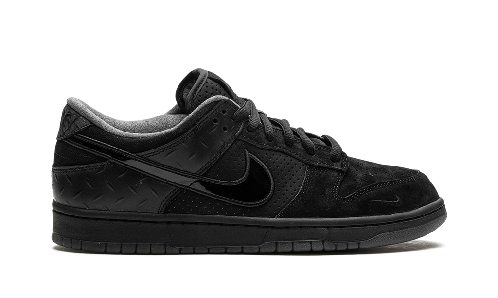 Dunk Low Black "Division Street - What The Duck Alternate" HV1470 001