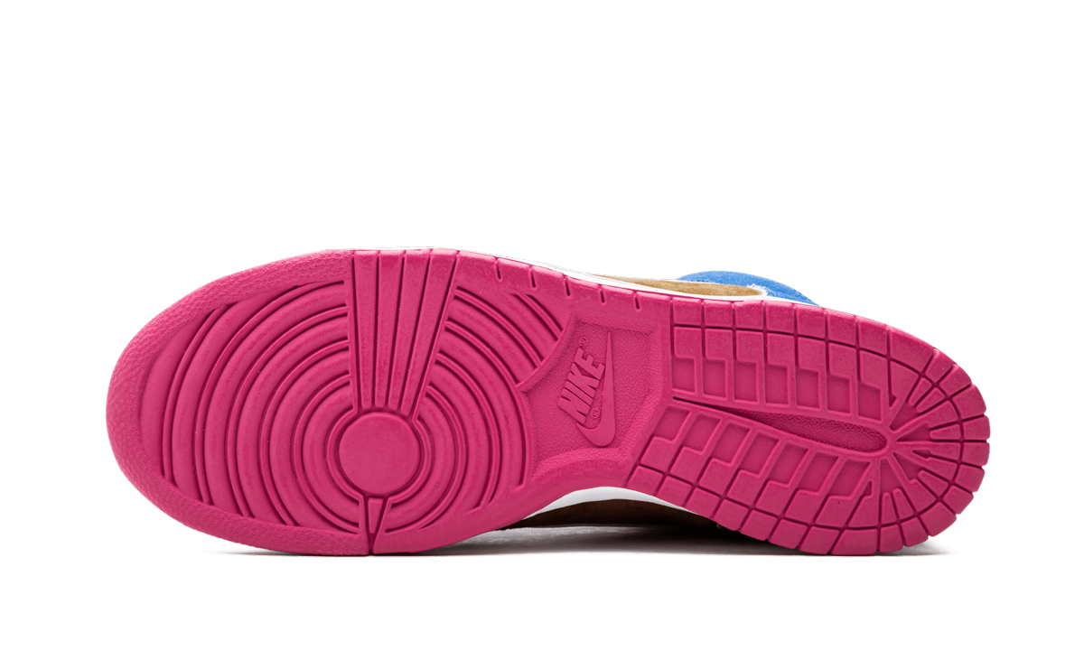 Dunk High Pro SB "Todd Bratrud" 305050 261