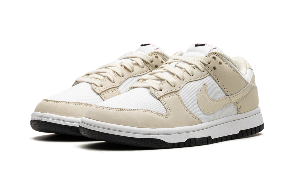 NIKE DUNK LO LX WMNS "Coconut Milk" DZ2710 100