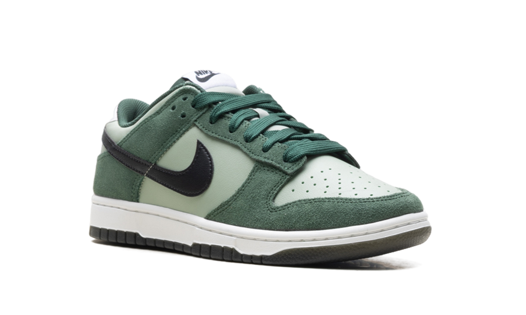 Dunk Low Retro SE "Jade Horizon / Fir" IB6399 301