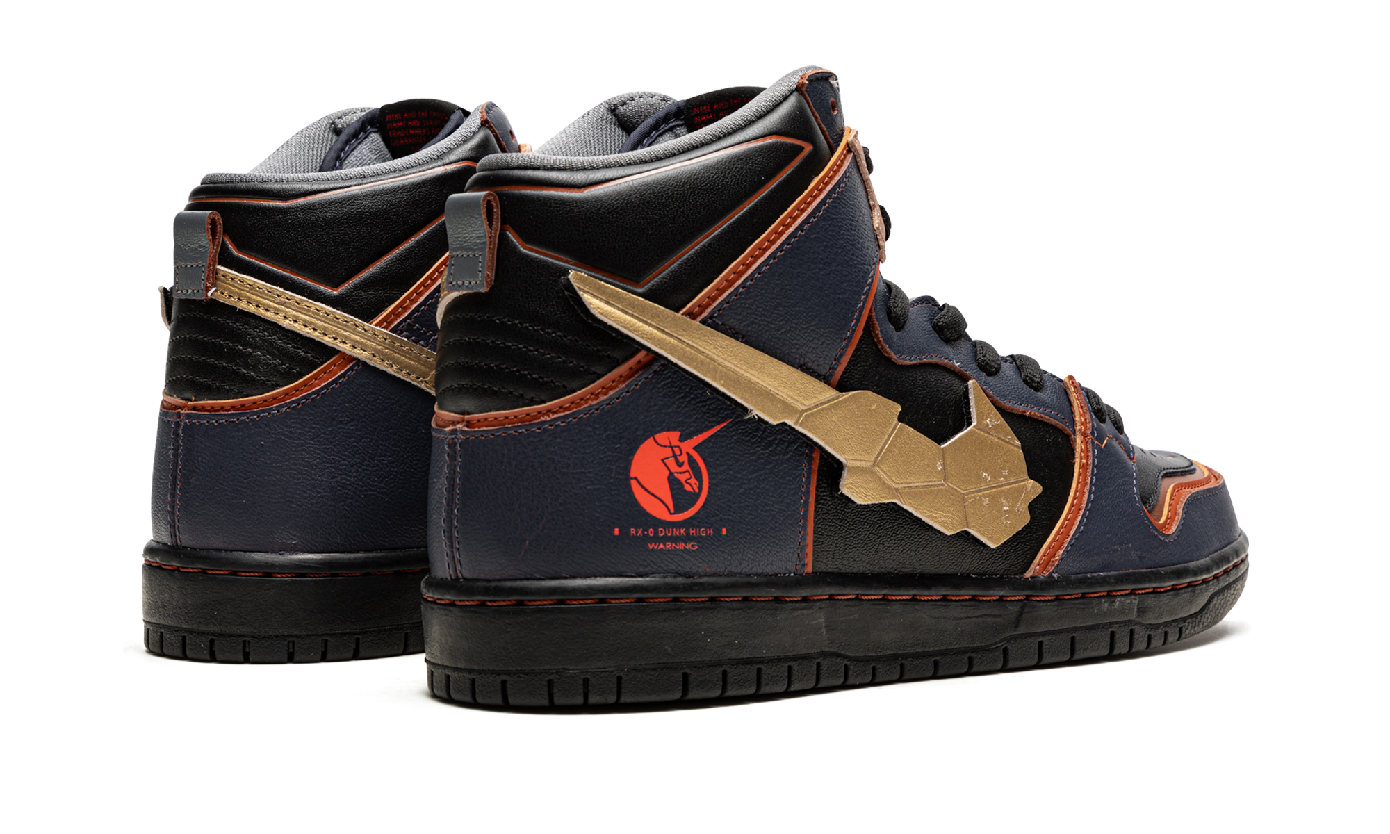 SB Dunk High Pro QS "Gundam - Banshee" DH7717 400