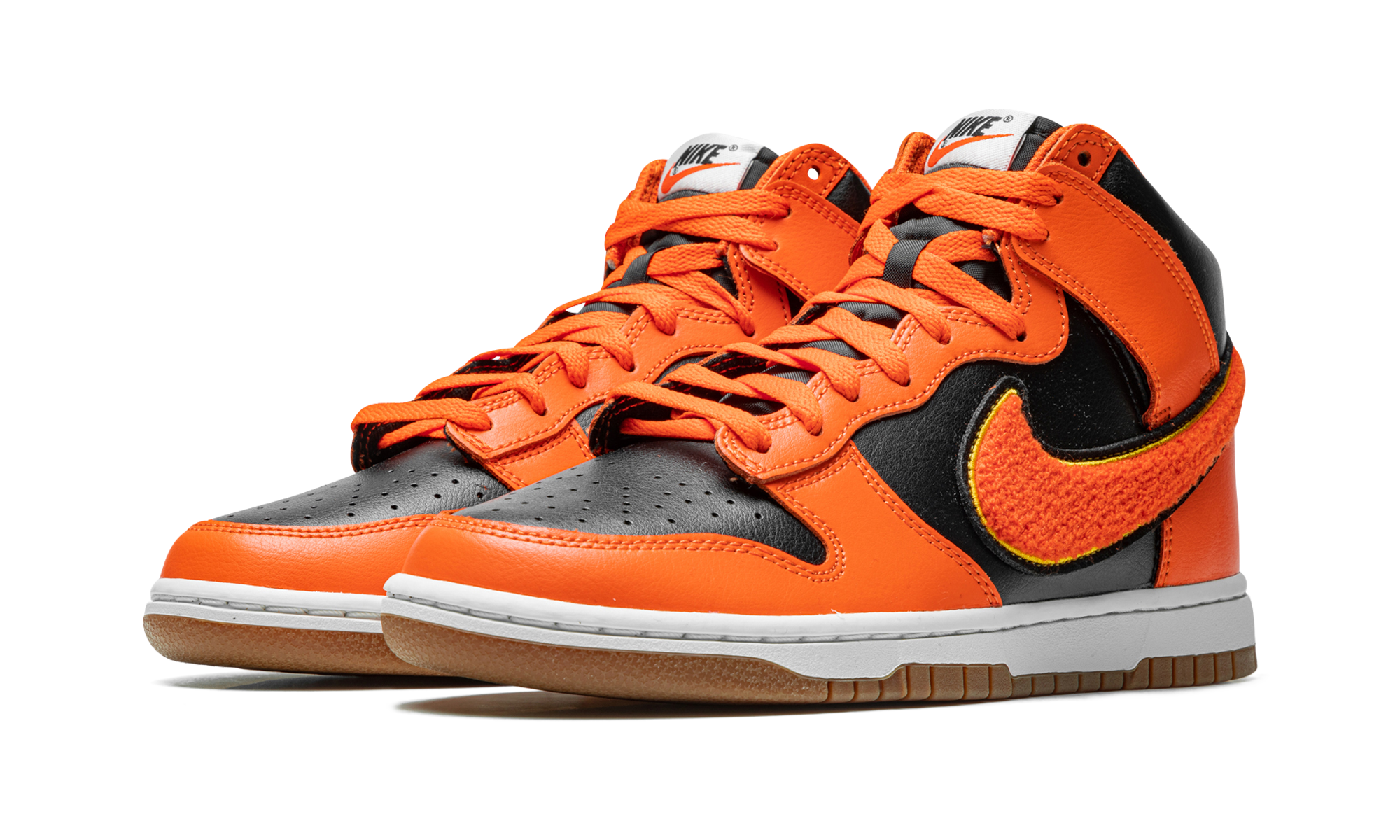 Dunk High "Chenille - Safety Orange" DR8805 002