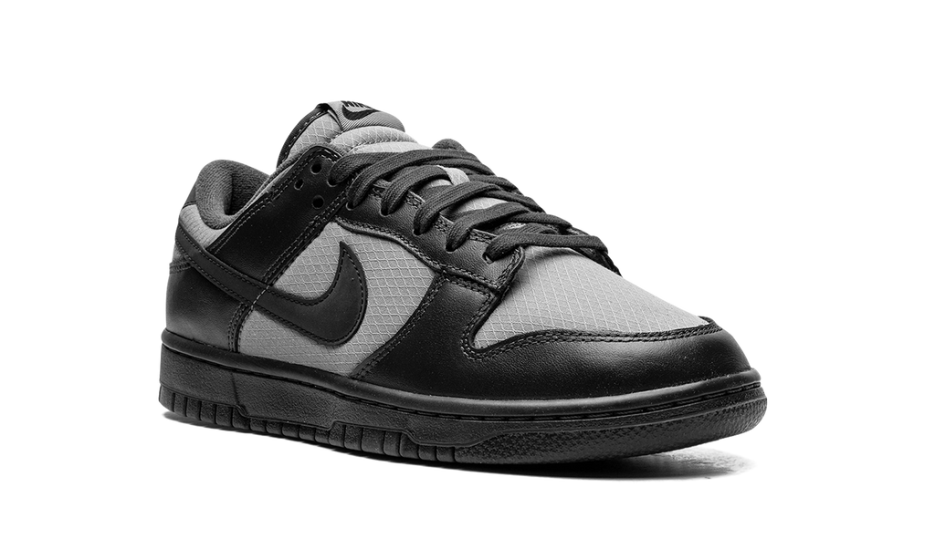 Dunk Low Retro SE "Off Noir Smoke Grey" FZ3052 001