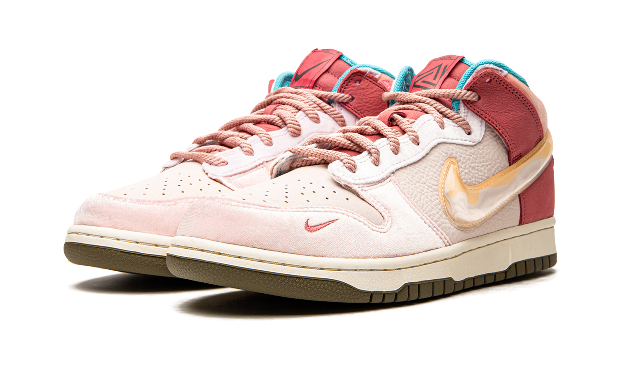 Dunk Mid "Social Status - Strawberry Chocolate" DJ1173 600