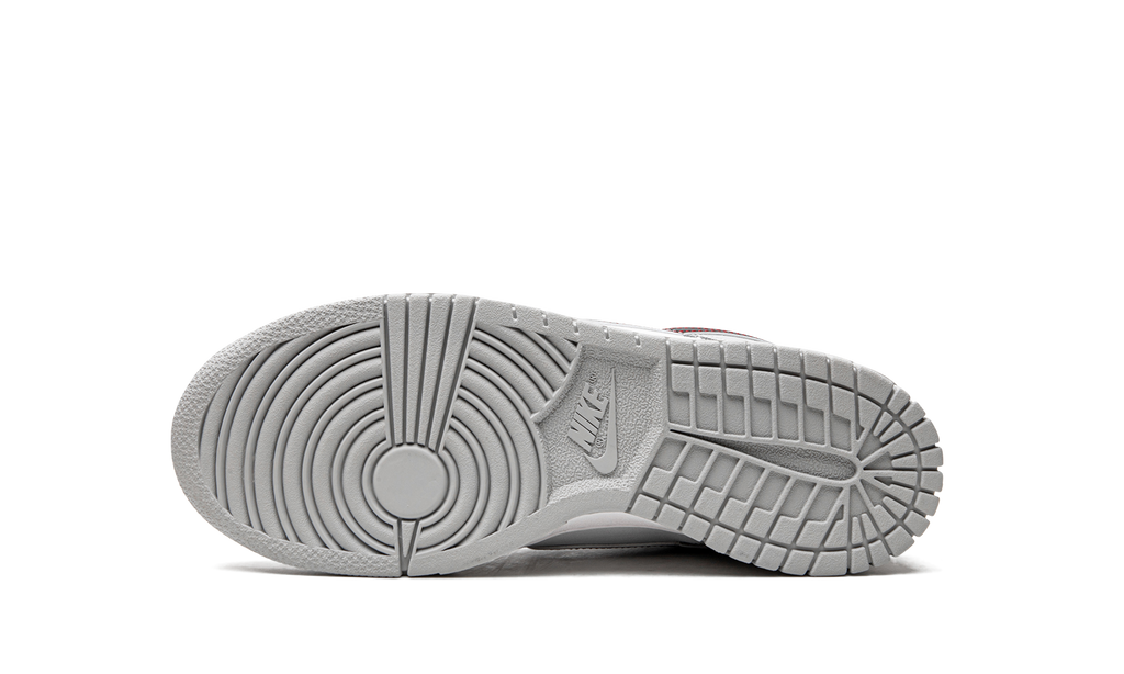 Dunk Low GS "Lucky" DQ0380 001