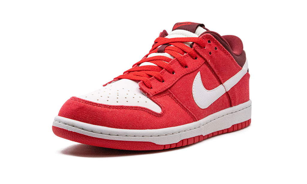 Dunk Low "Hyper Red" 318019 604