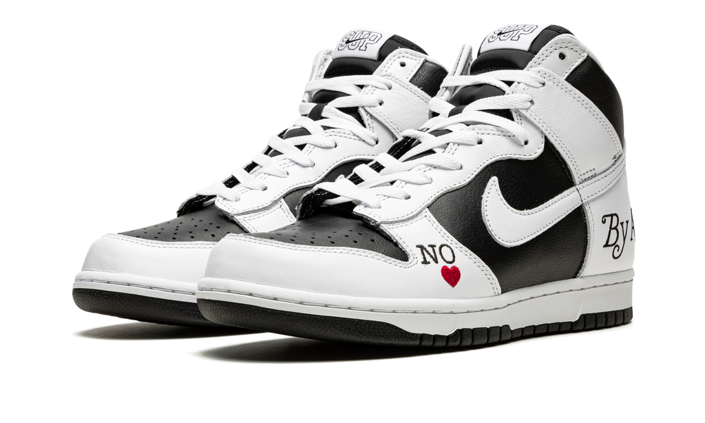 SB Dunk High "Supreme - By Any Means - White/Black" DN3741 002