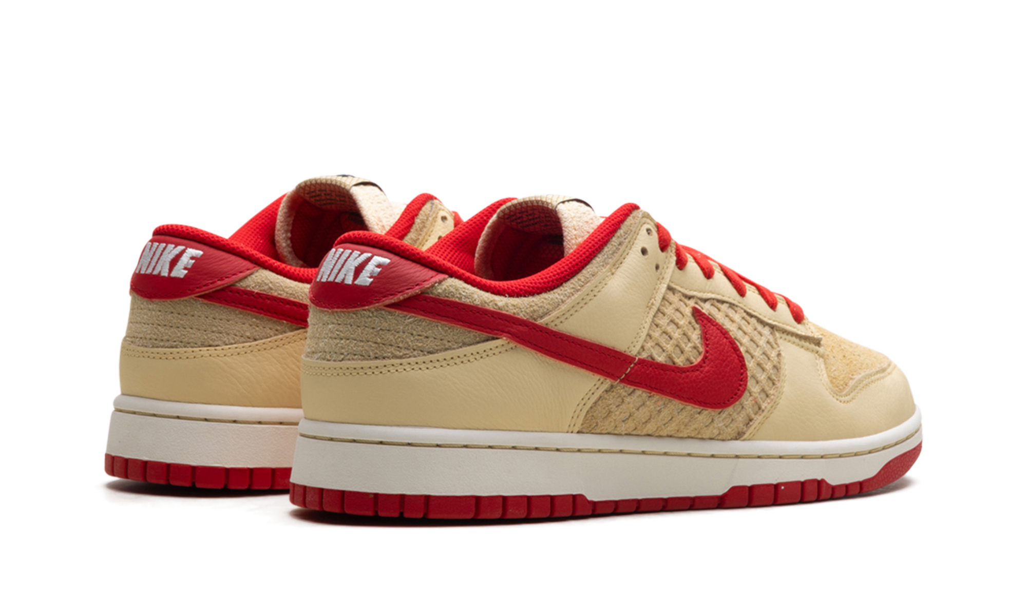 Dunk Low "STRAWBERRY WAFFLE" HJ9100 294