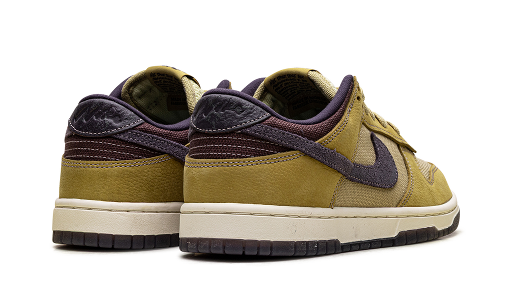 Dunk Low Retro SE "Buff Gold Dark Raisin" IB6752 700