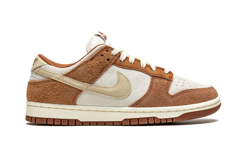 Dunk Low PRM "Medium Curry" DD1390 100