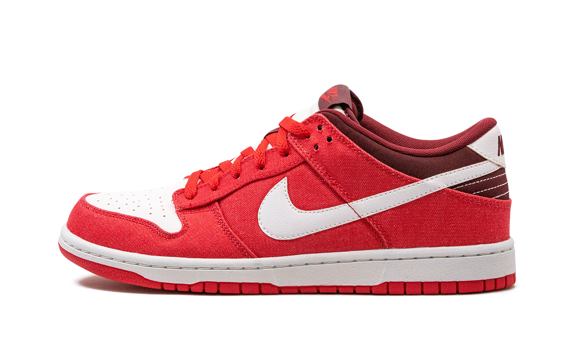 Dunk Low "Hyper Red" 318019 604