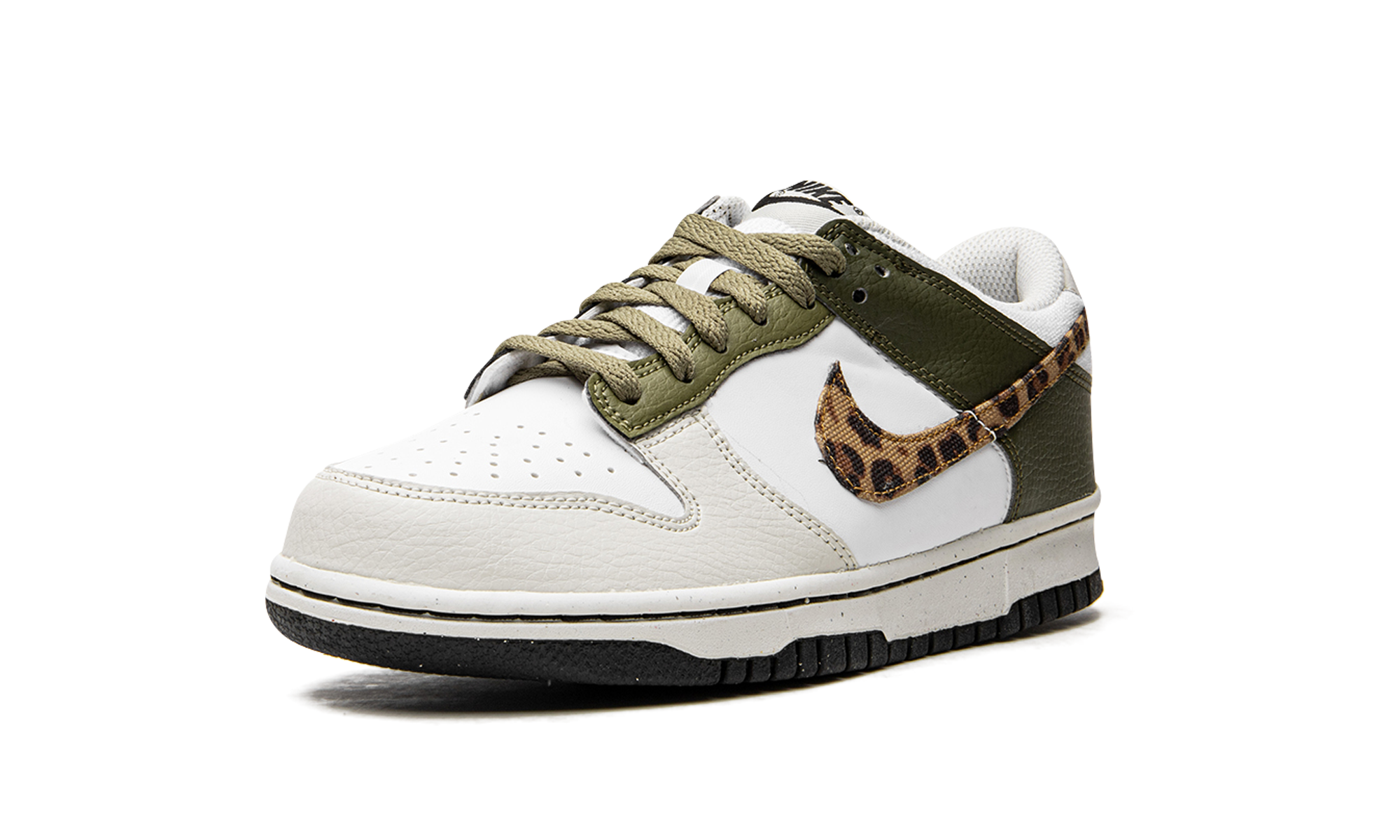 Dunk Low GS "Animal Instinct" DX9282 100
