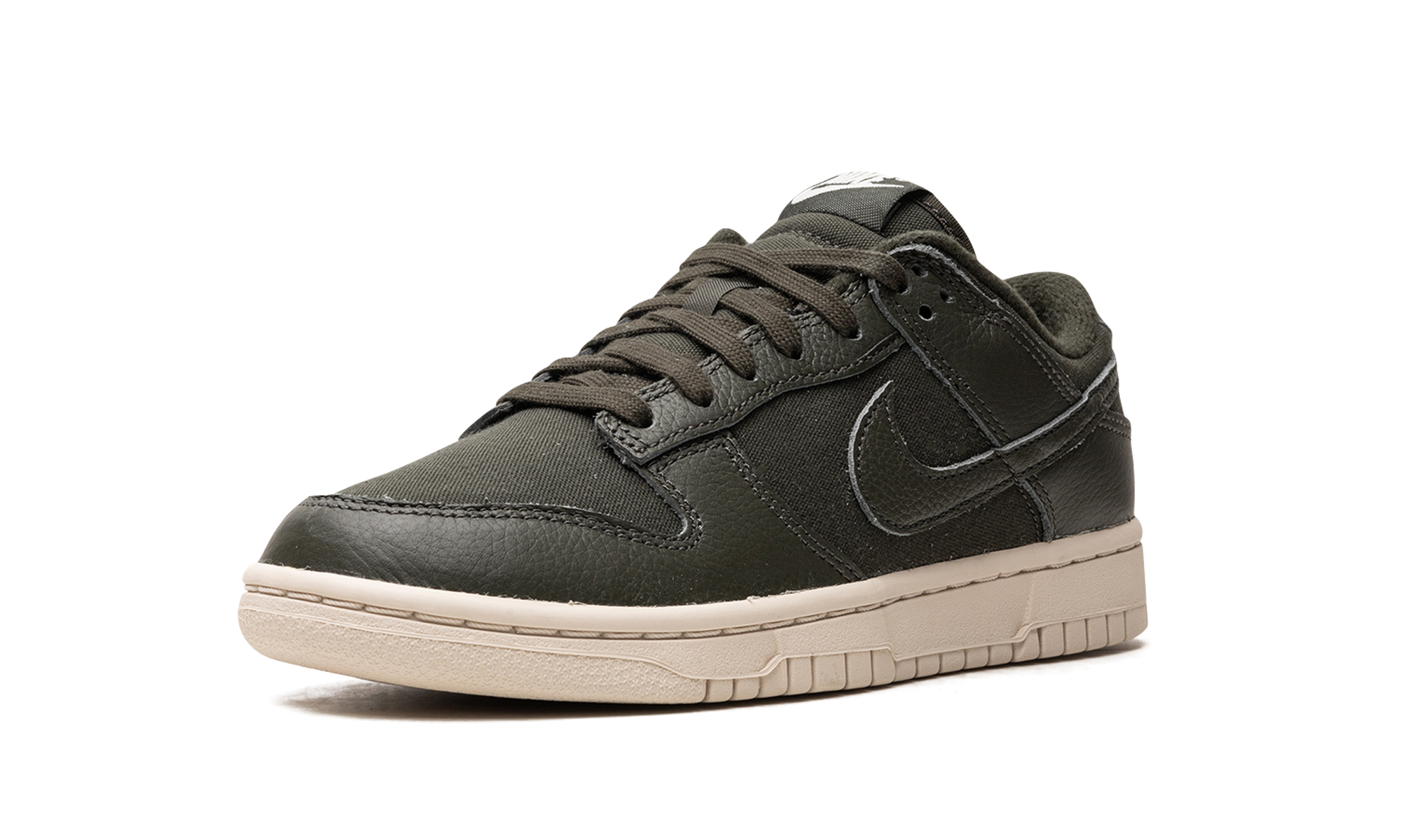 Dunk Low PRM "Sequoia" DZ2538 300