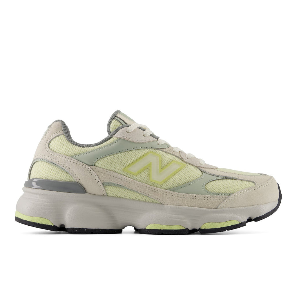 New Balance 603 Sneaker (W6032G7) Women's