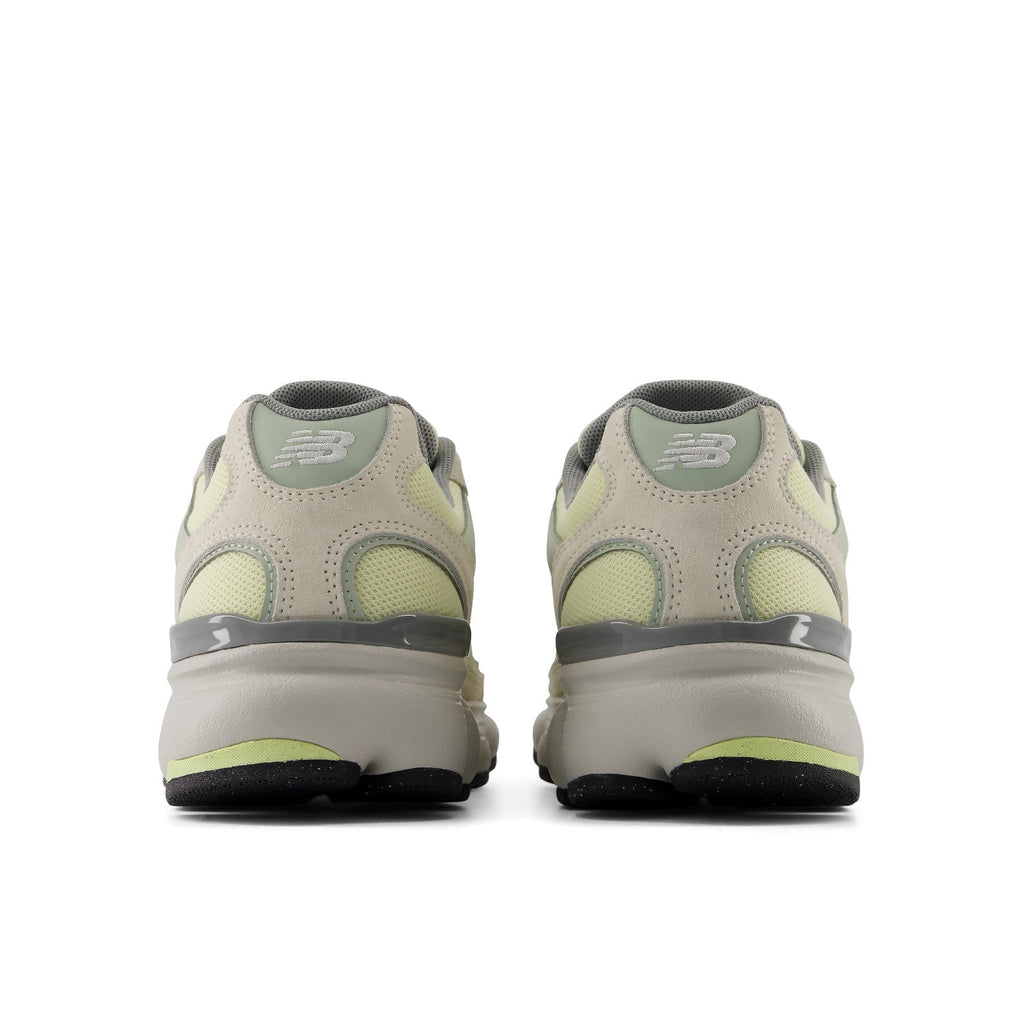 New Balance 603 Sneaker (W6032G7) Women's