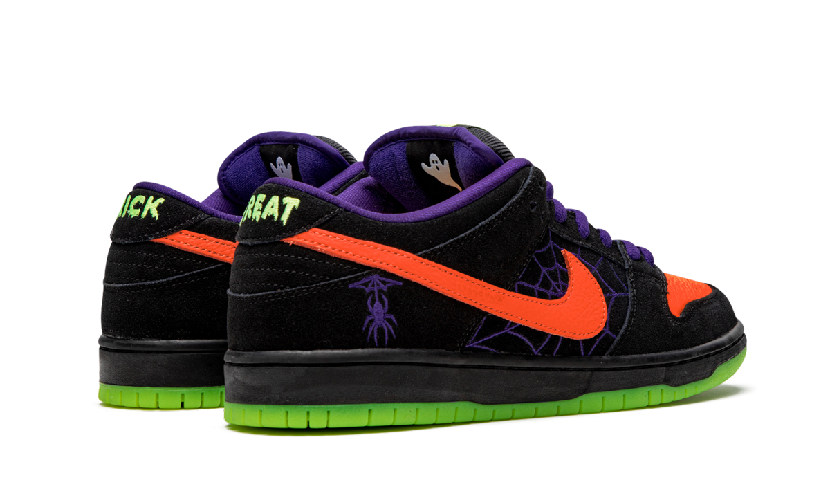 SB Dunk Low "Night of Mischief" BQ6817 006