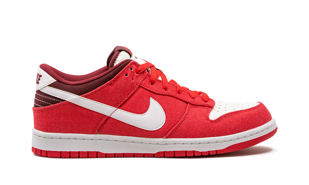 Dunk Low "Hyper Red" 318019 604