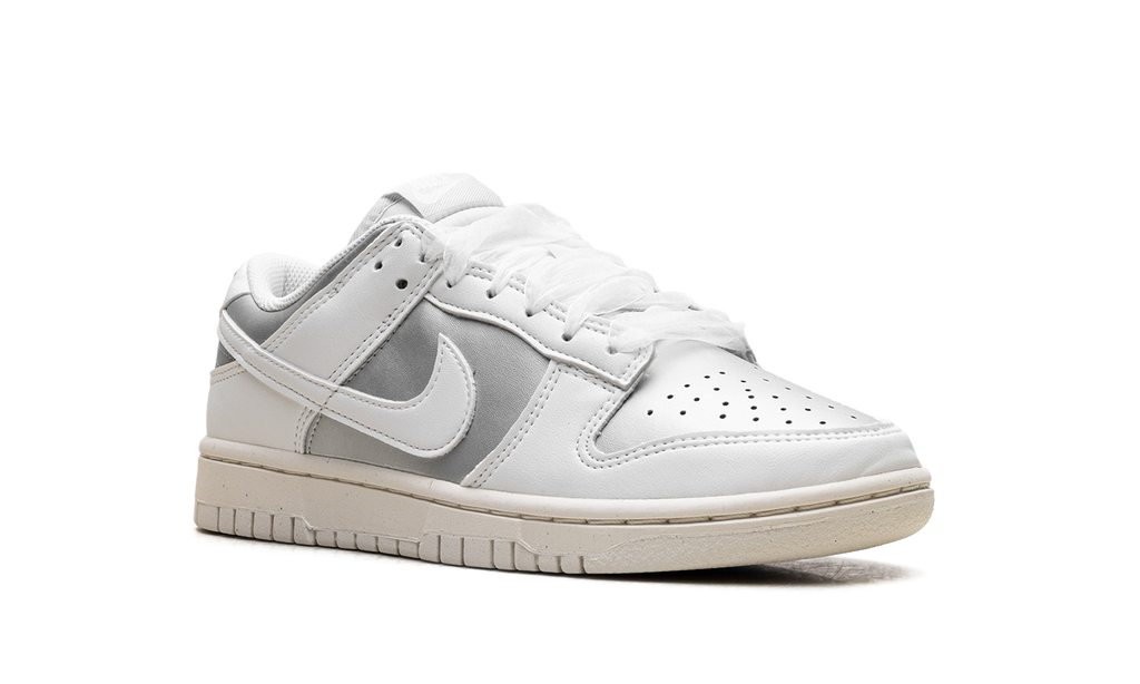 Dunk Low Next Nature WMNS "Sheer Lace Pack - Metallic Platinum" IB7311 001