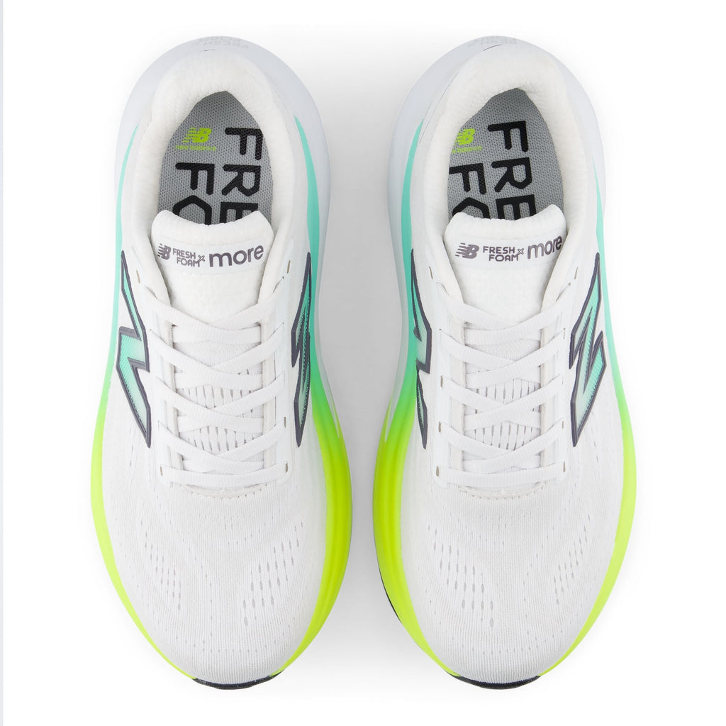 New Balance Womens Fresh Foam X More V6 - WHITE (Extra Wide)