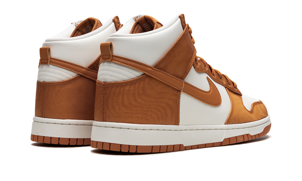 Dunk High "Monarch" DV7223 800