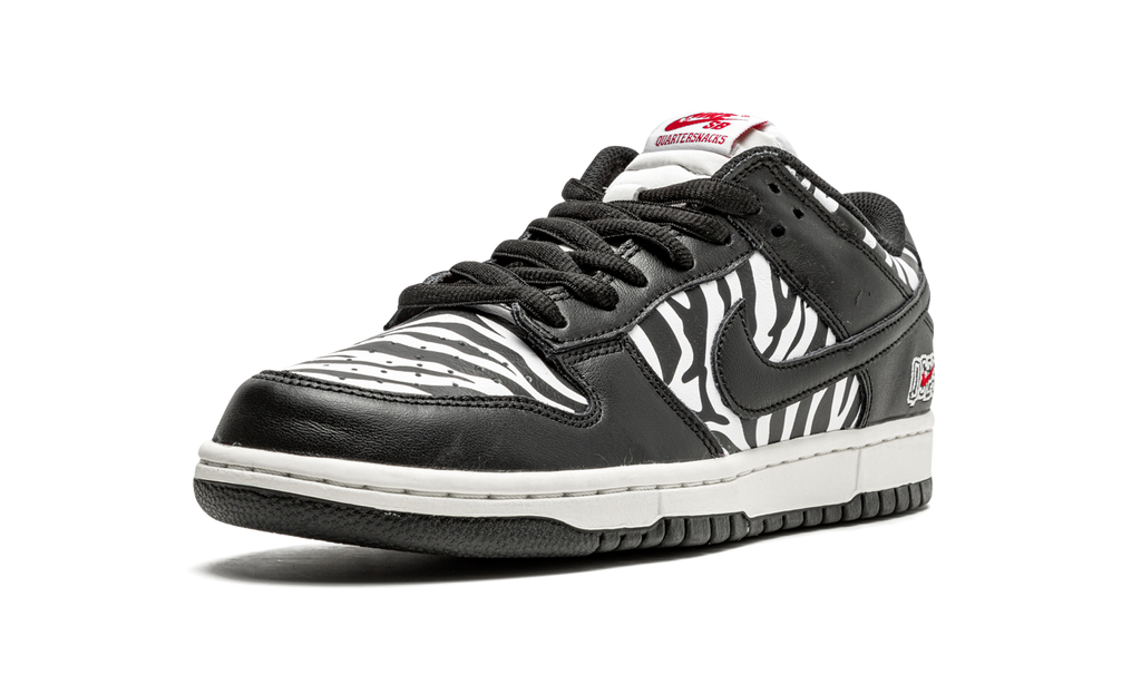 SB Dunk Low OG QS "Quarter Snacks" DM3510 001