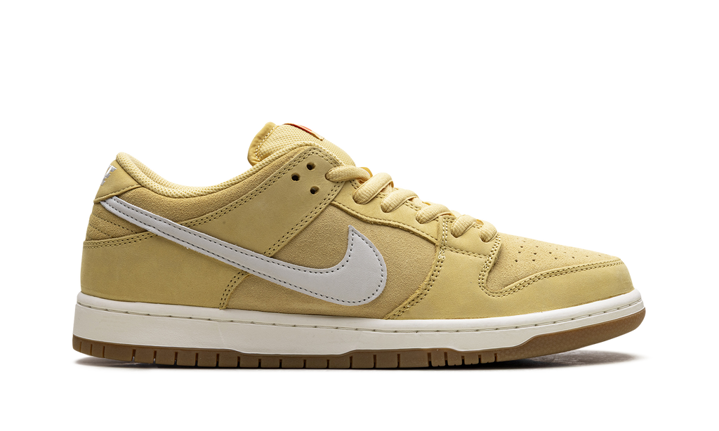 SB Dunk Low "Saturn Gold" FJ1674 700