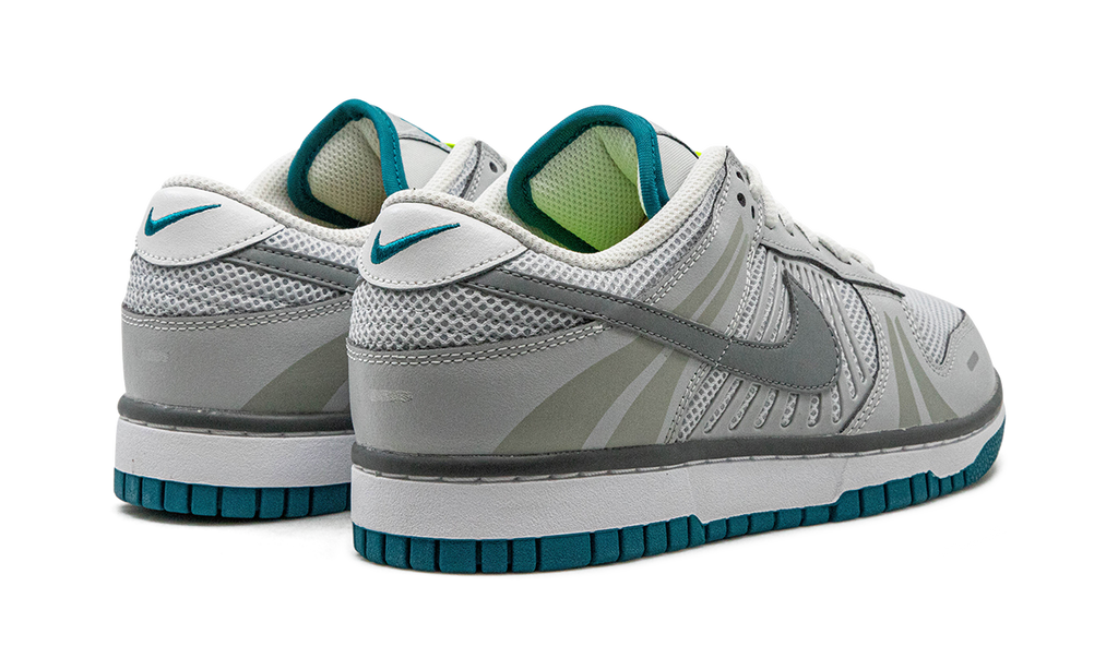 DUNK LO SE WMNS "Vomero - Timeless" FJ5473 099