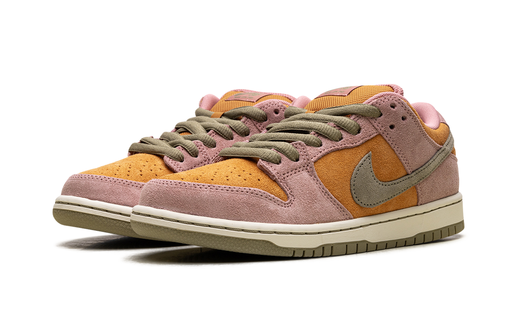 SB Dunk Low "Red Stardust" HJ4135 600