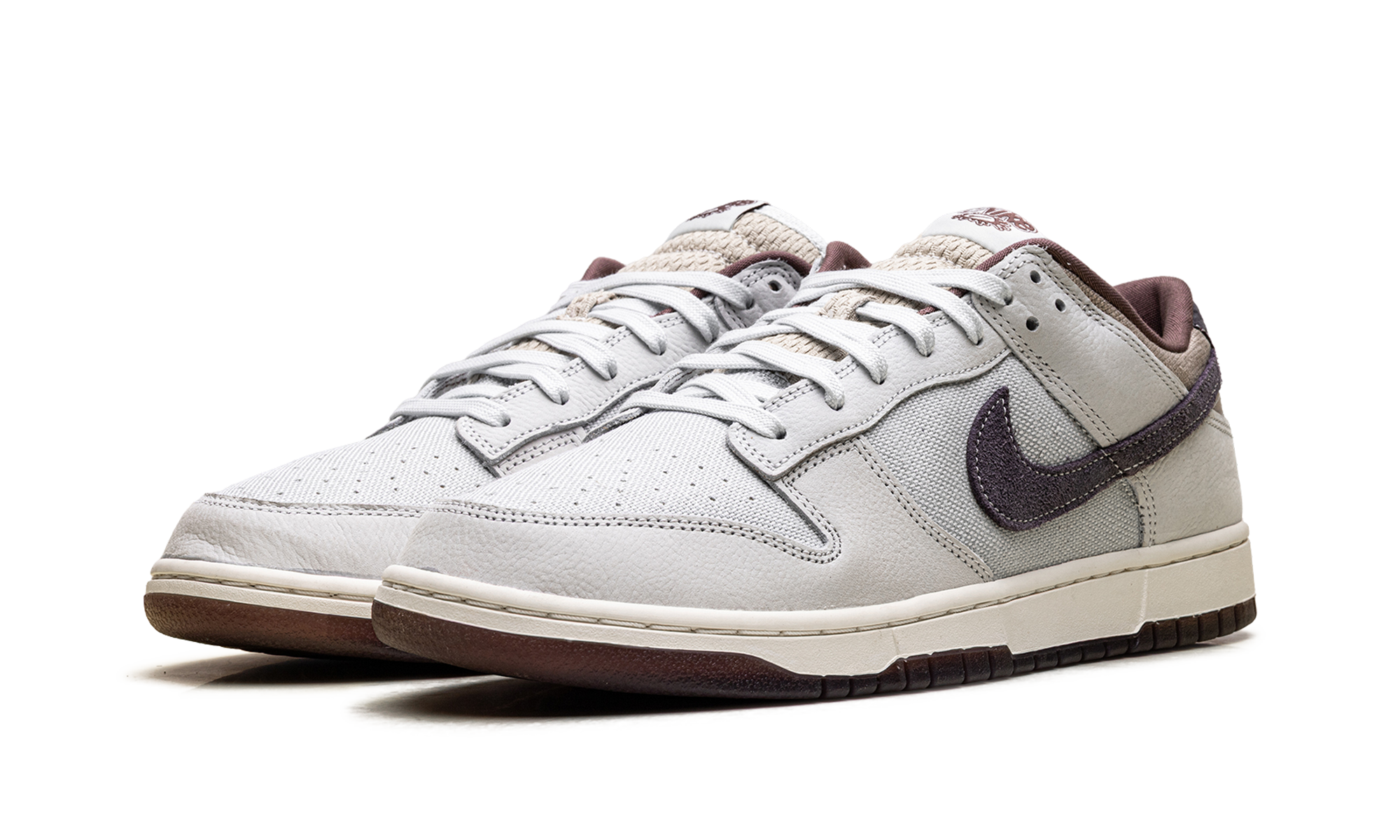Nike Dunk Low "Off White / Spruce Aura" IB6752 100