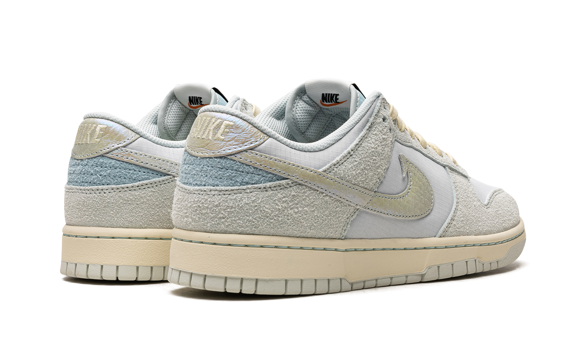 Dunk Low Retro "Gone Fishing" DV7210 001
