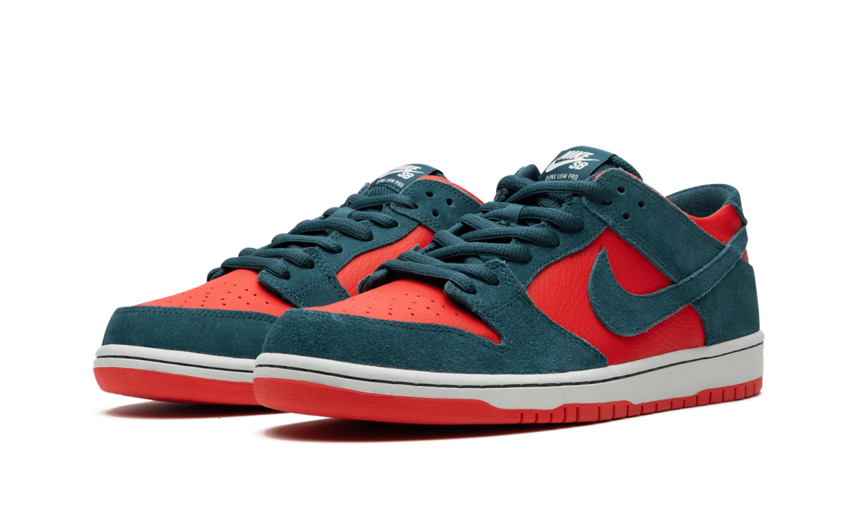 SB Zoom Dunk Low Pro "REVERSE SHARKS" 854866 336