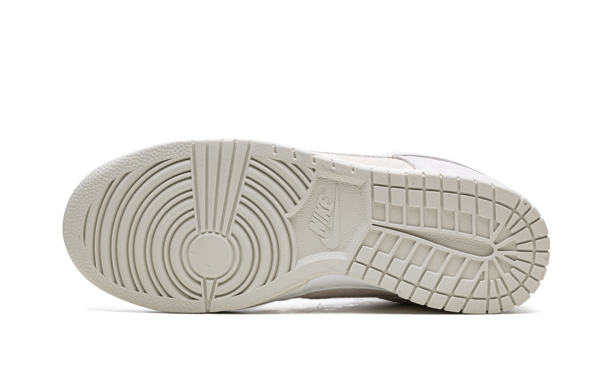 Dunk Low Retro PRM "Vast Grey" DD8338 001
