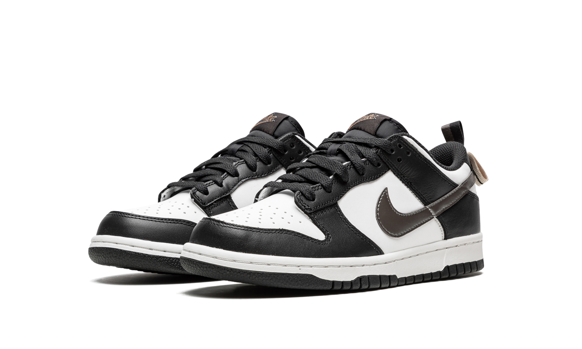 Dunk Low "Black White Metallic" DH9764 001