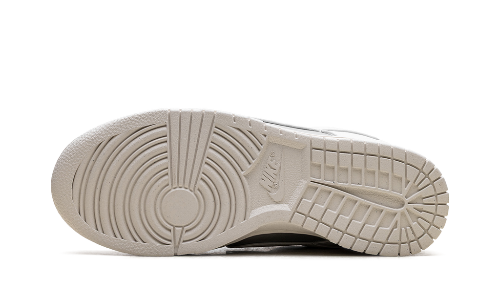 Dunk Low Next Nature WMNS "Sheer Lace Pack - Metallic Platinum" IB7311 001